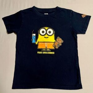 Size 5 / 6 Uniqlo Despicable Me Minion w/teddy bear Graphic Tee Shirt navy blue